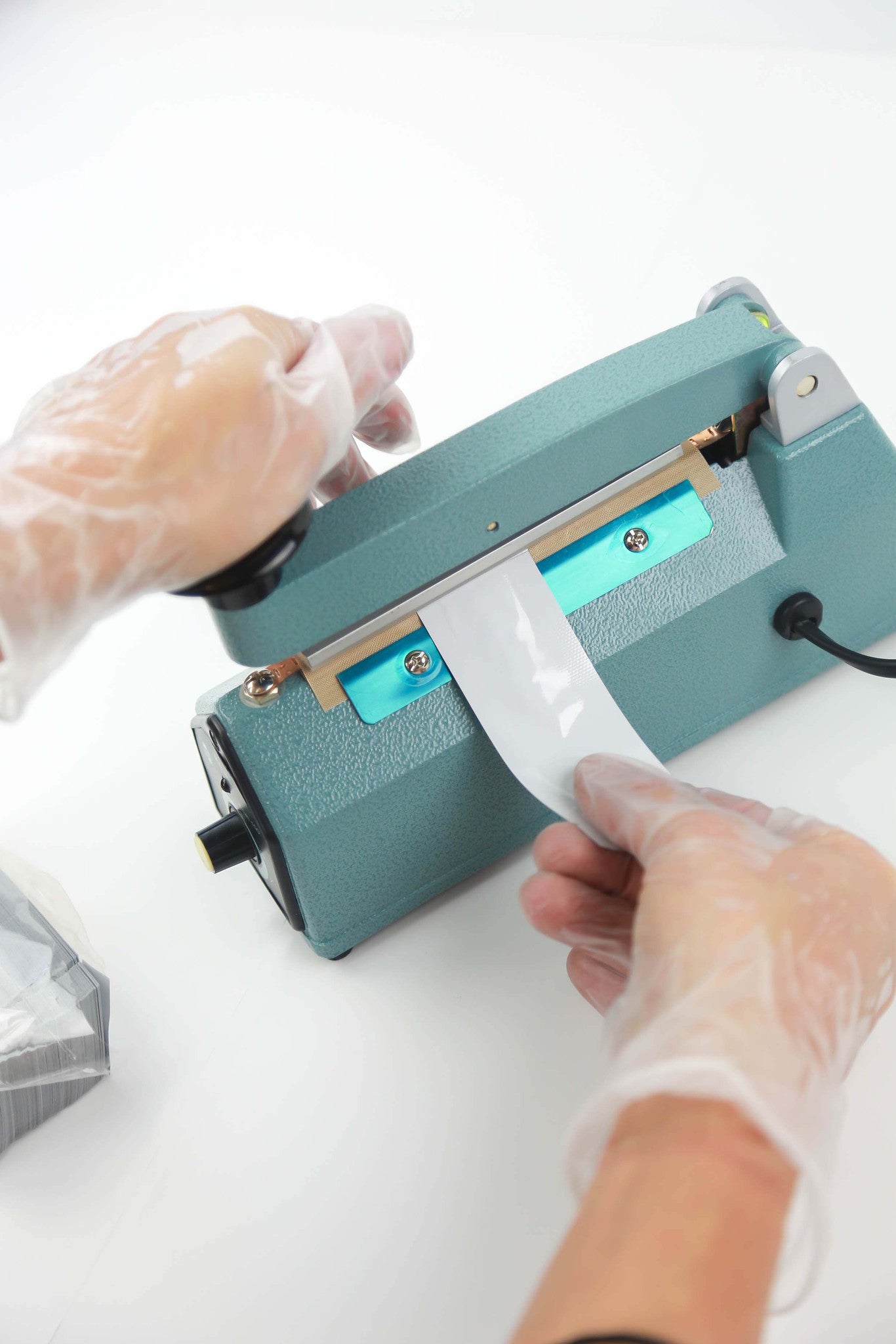 Pratt Pouch for ARV for HIV - Maternova Inc.